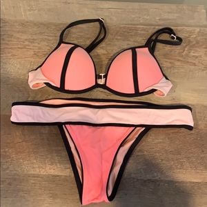 VICTORIAS SECRET BIKINI SET